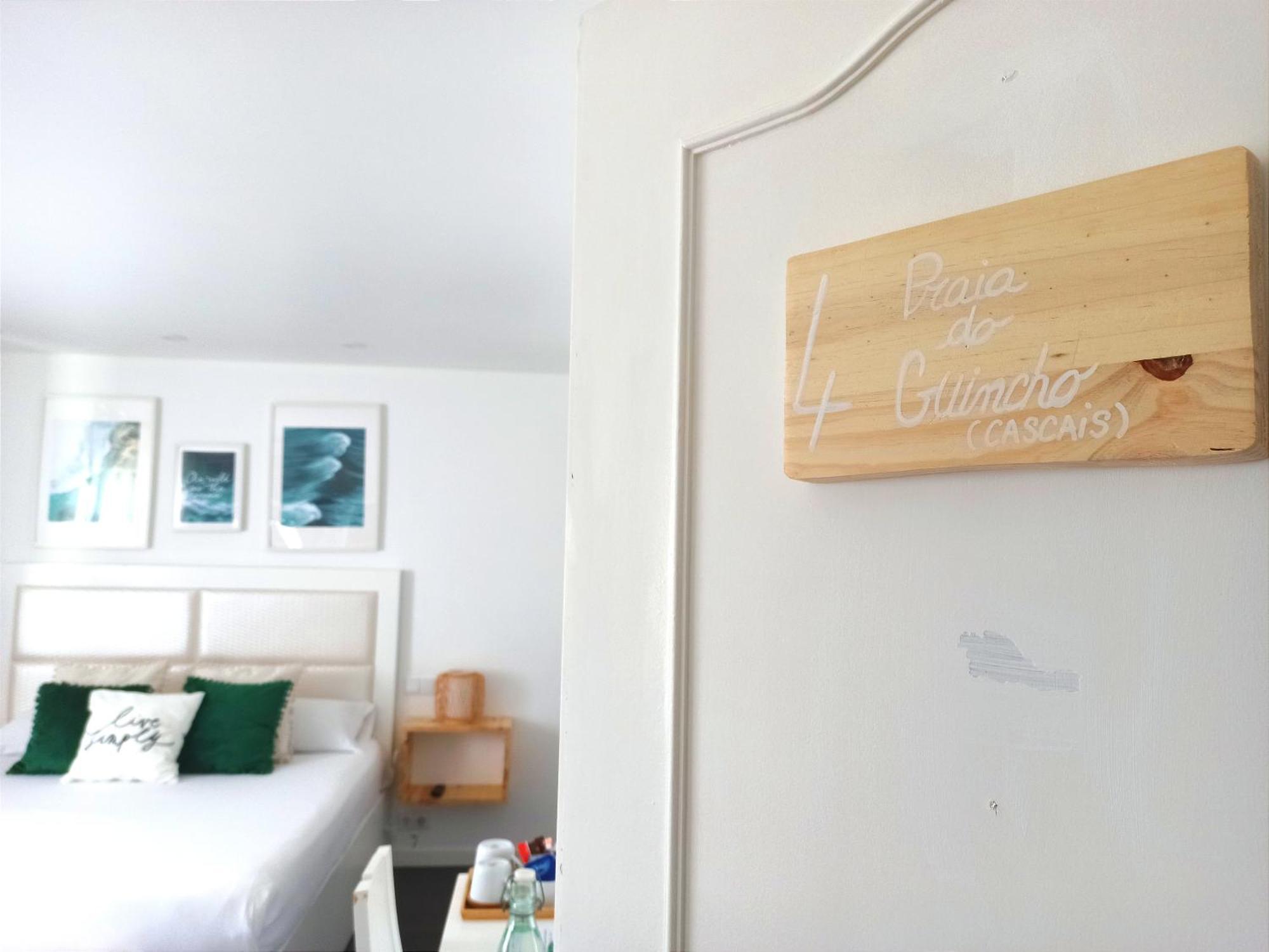 Bed and Breakfast Supertubos House Peniche Atouguia Da Baleia Esterno foto